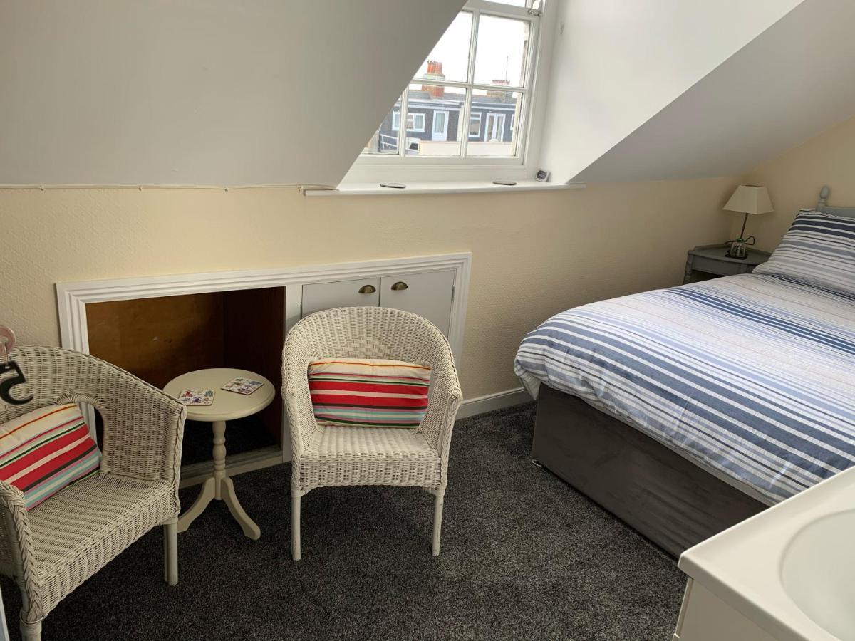 Letchworth Guest House 웨이머스만 외부 사진